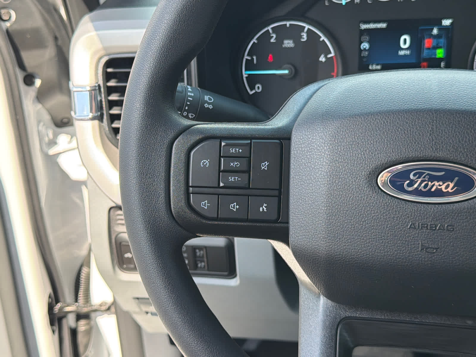 2026 Ford Super Duty F-350 DRW Pickup XL