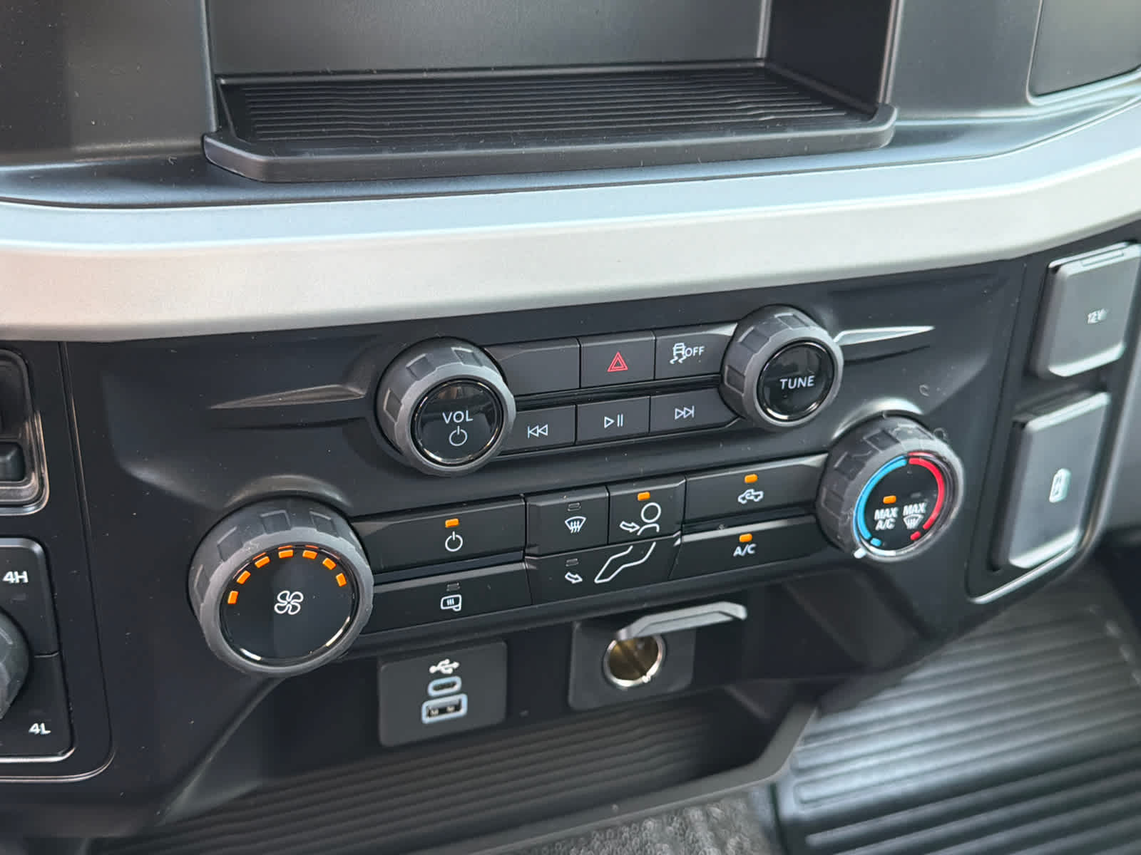 2026 Ford Super Duty F-350 DRW Pickup XL