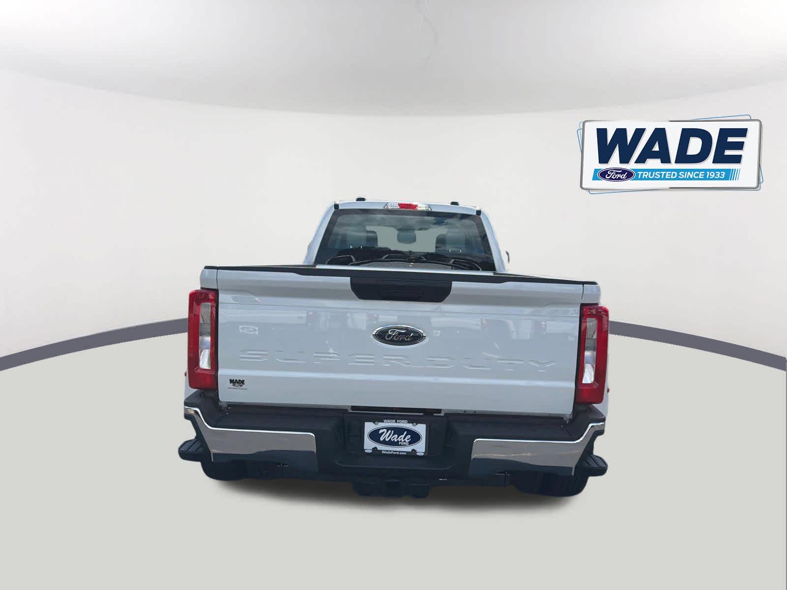 2026 Ford Super Duty F-350 DRW Pickup XL