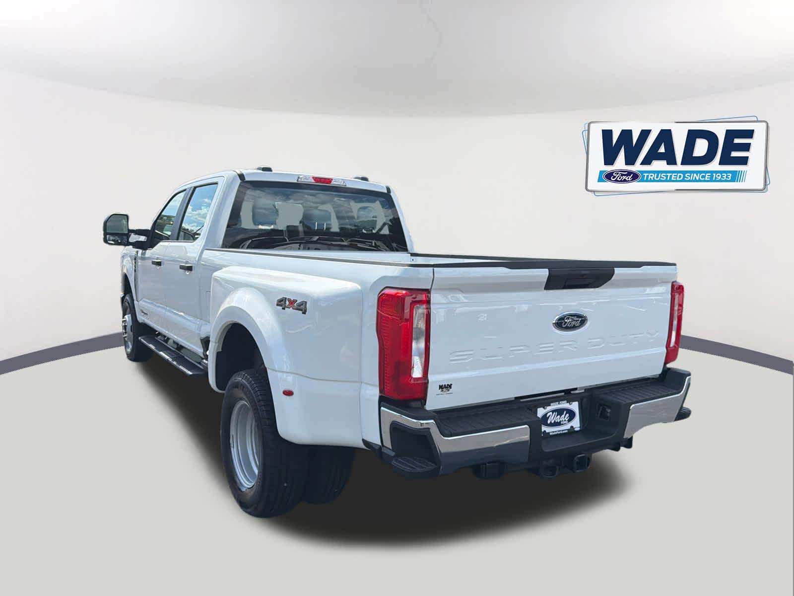 2026 Ford Super Duty F-350 DRW Pickup XL