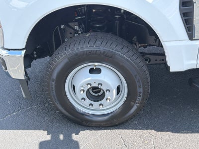 2026 Ford Super Duty F-350 DRW Pickup XL