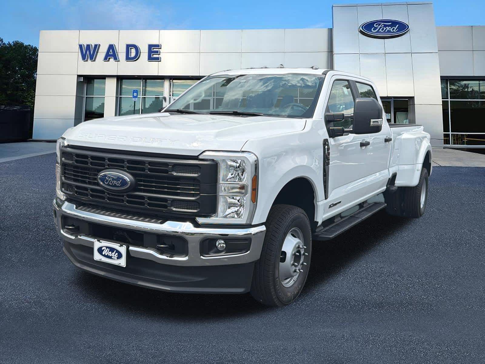 2026 Ford Super Duty F-350 DRW Pickup XL