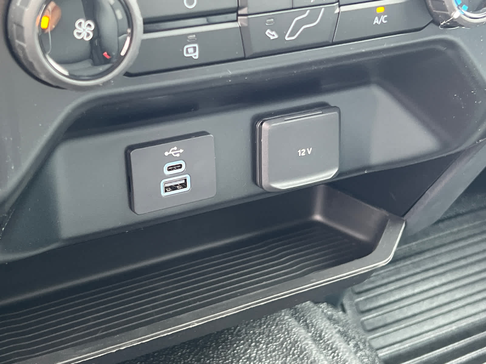 2026 Ford Super Duty F-350 DRW Pickup XL