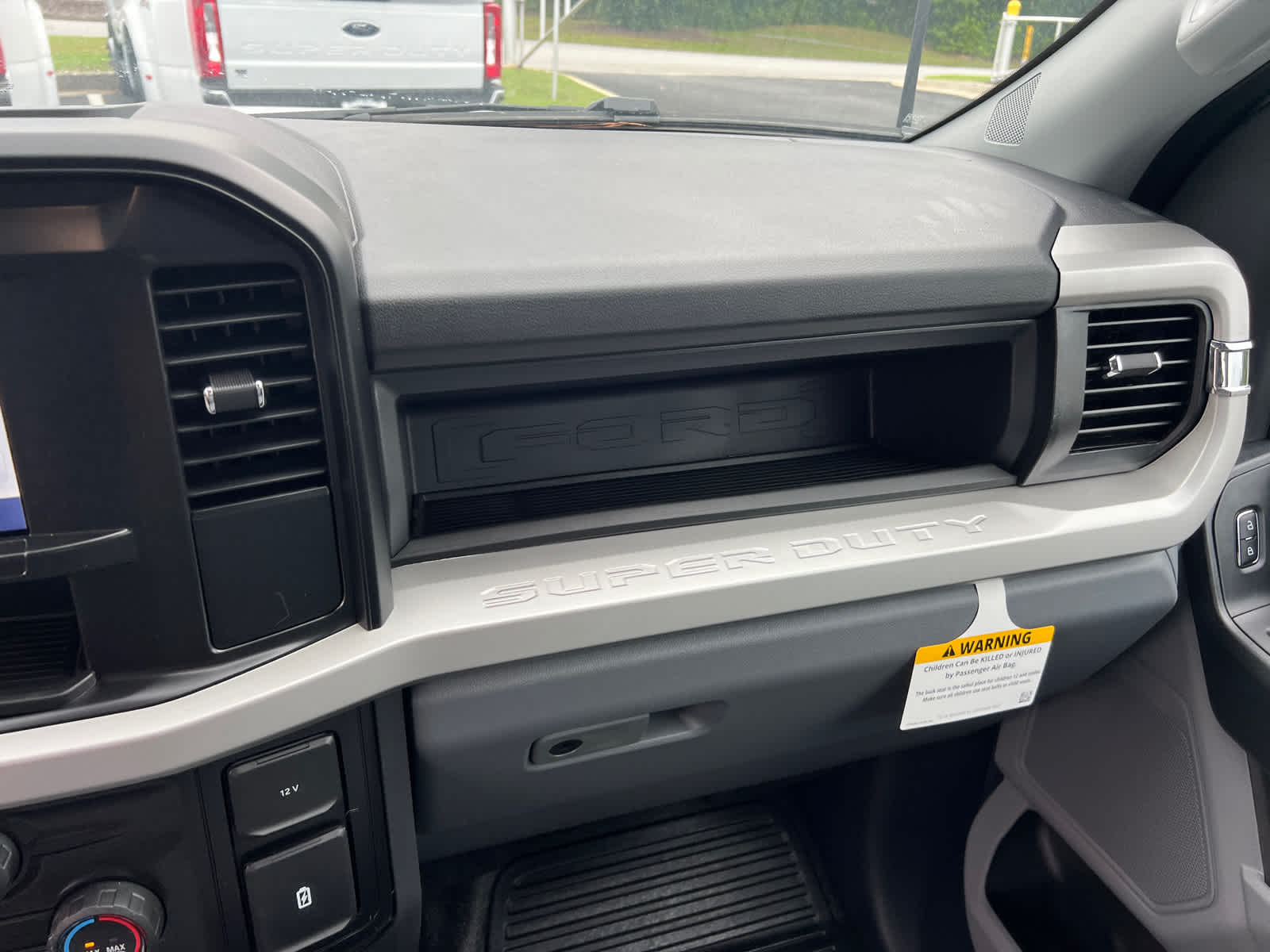 2026 Ford Super Duty F-350 DRW Pickup XL