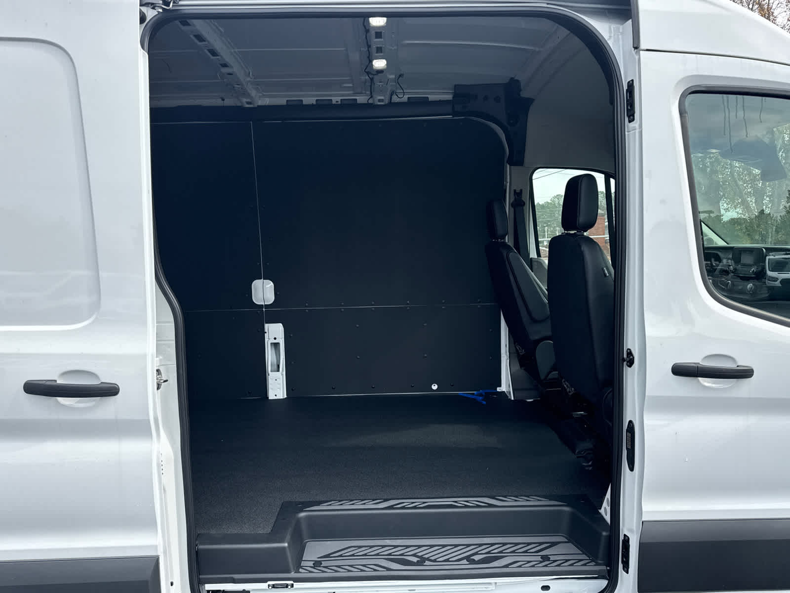 2025 Ford Transit Cargo Van