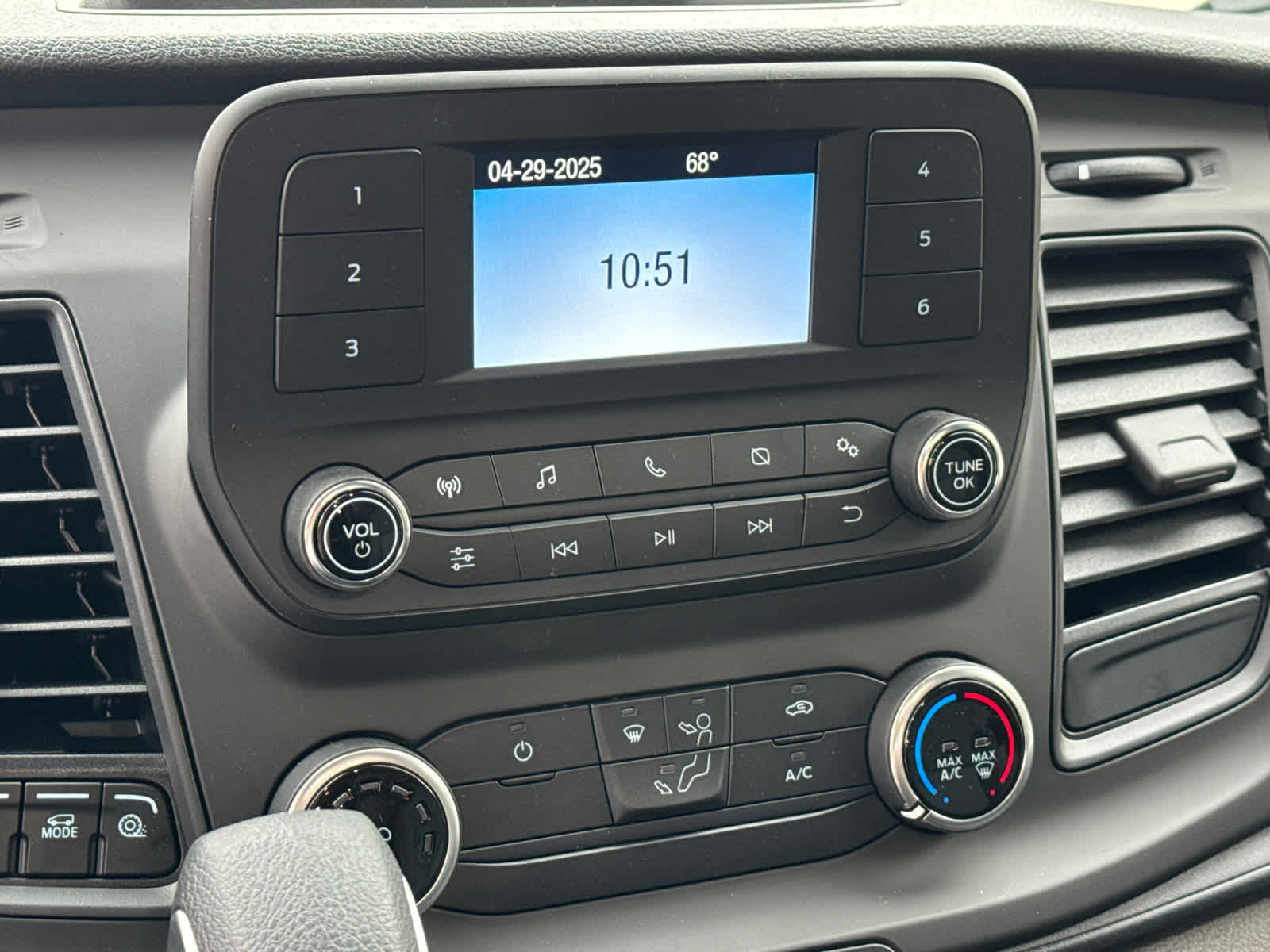 2025 Ford Transit T-250 148" Med Rf 9070 GVWR RWD