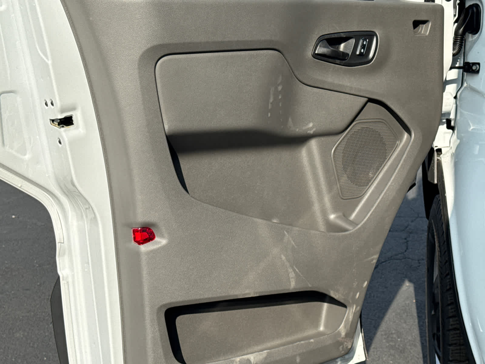 2025 Ford Transit T-250 148" Med Rf 9070 GVWR RWD