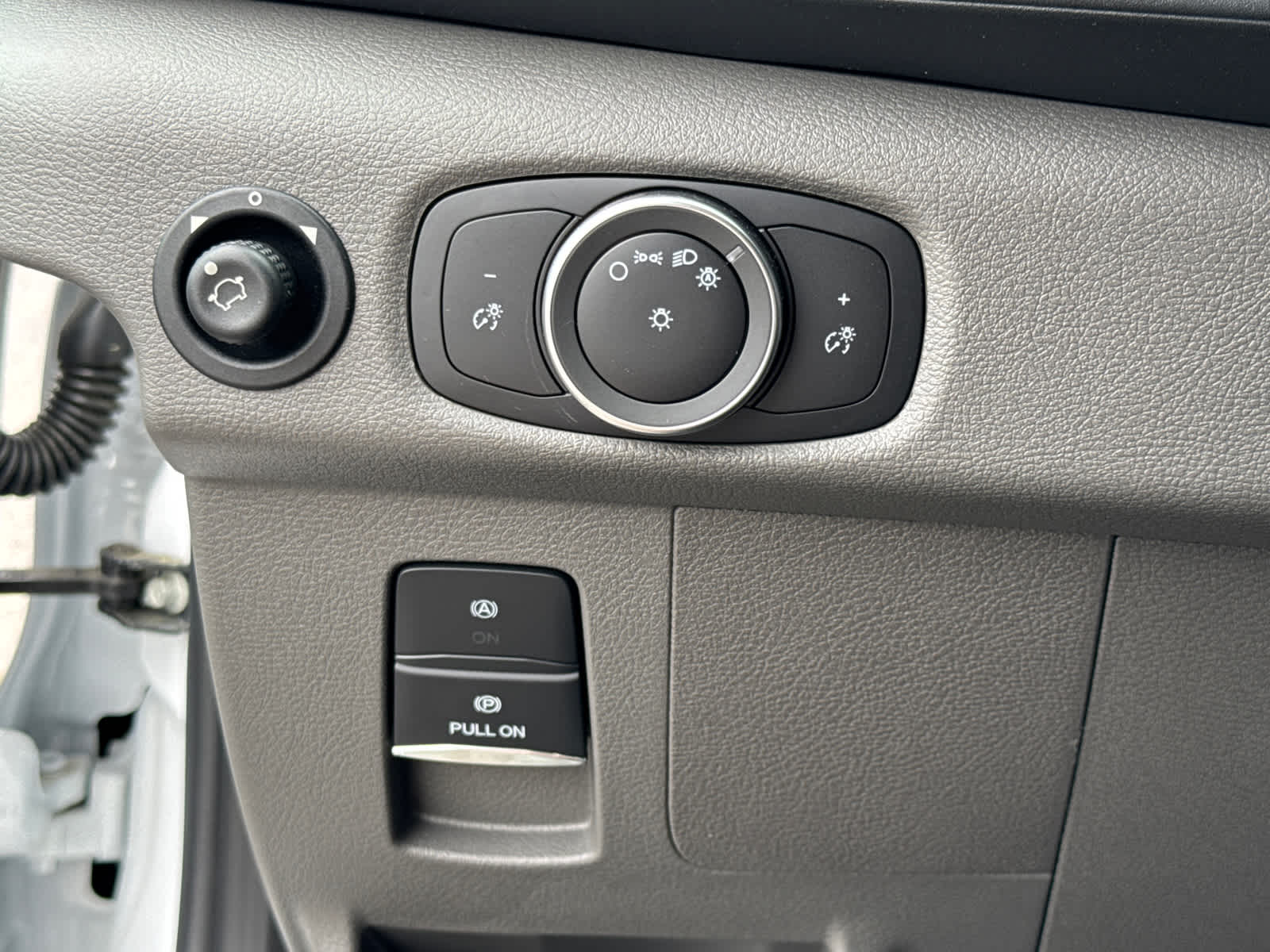 2023 Ford Transit Cargo Van T-250 148" Hi Rf 9070 GVWR RWD