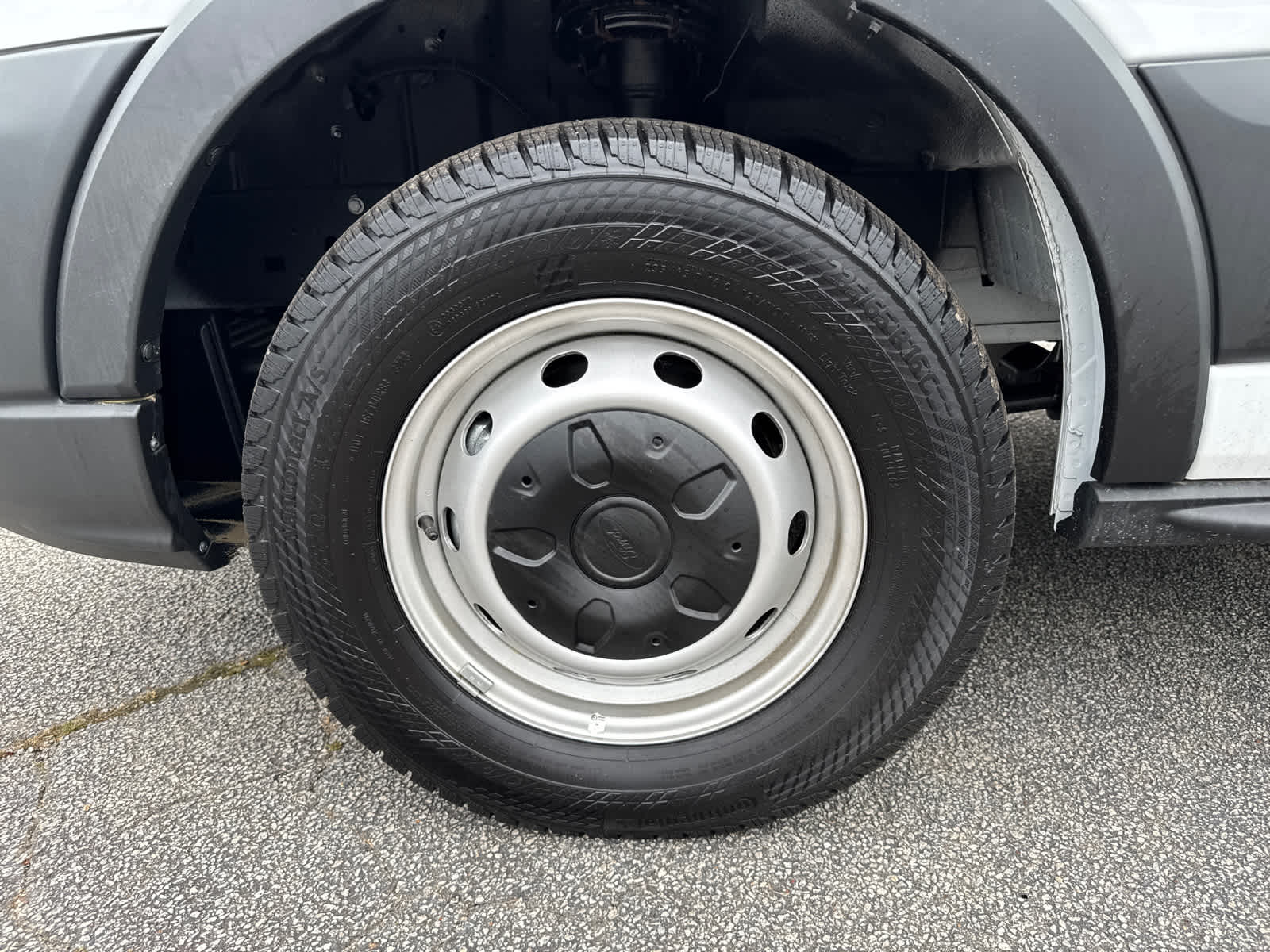 2023 Ford Transit Cargo Van T-250 148" Hi Rf 9070 GVWR RWD