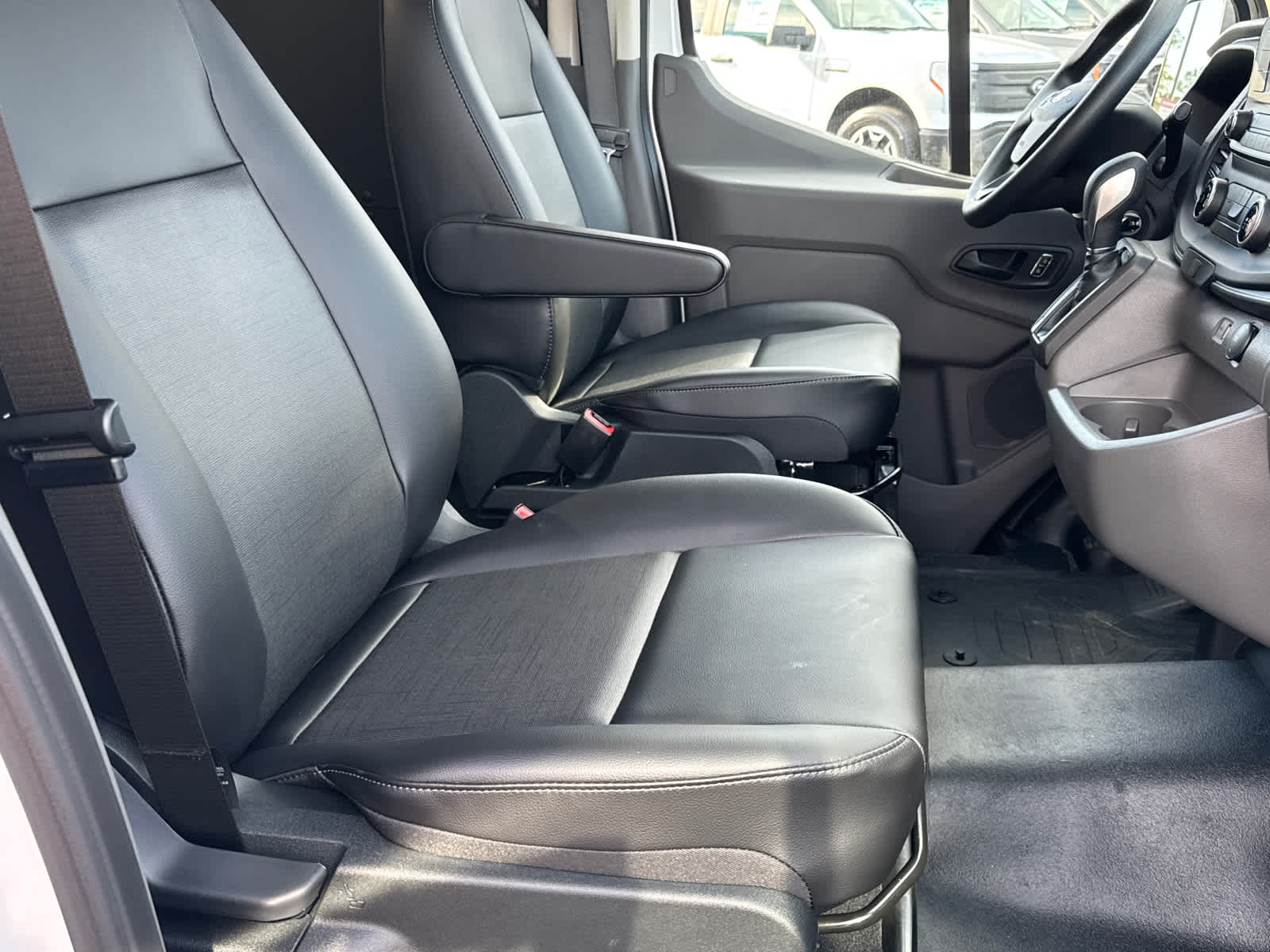 2025 Ford Transit Cargo Van