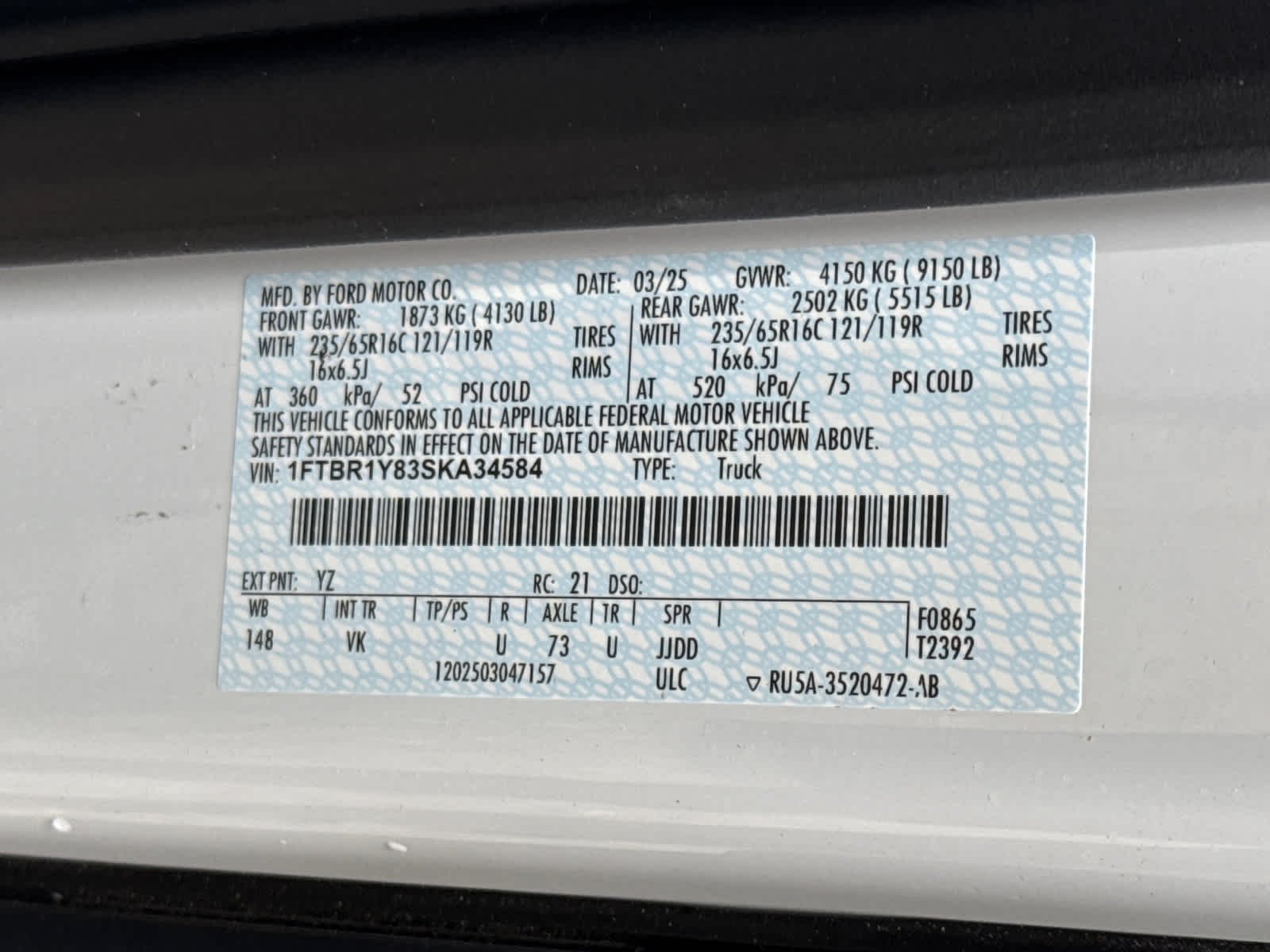 2025 Ford Transit T-250 130" Low Rf 9070 GVWR RWD