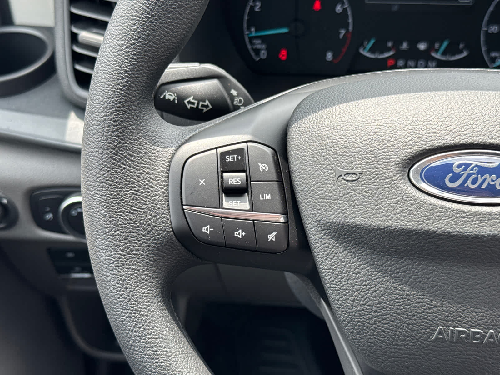 2025 Ford Transit T-250 130" Low Rf 9070 GVWR RWD