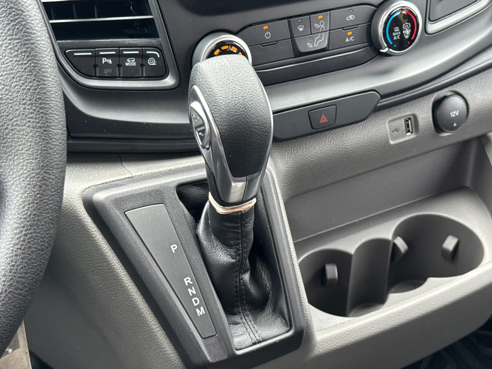 2025 Ford Transit T-250 130" Low Rf 9070 GVWR RWD