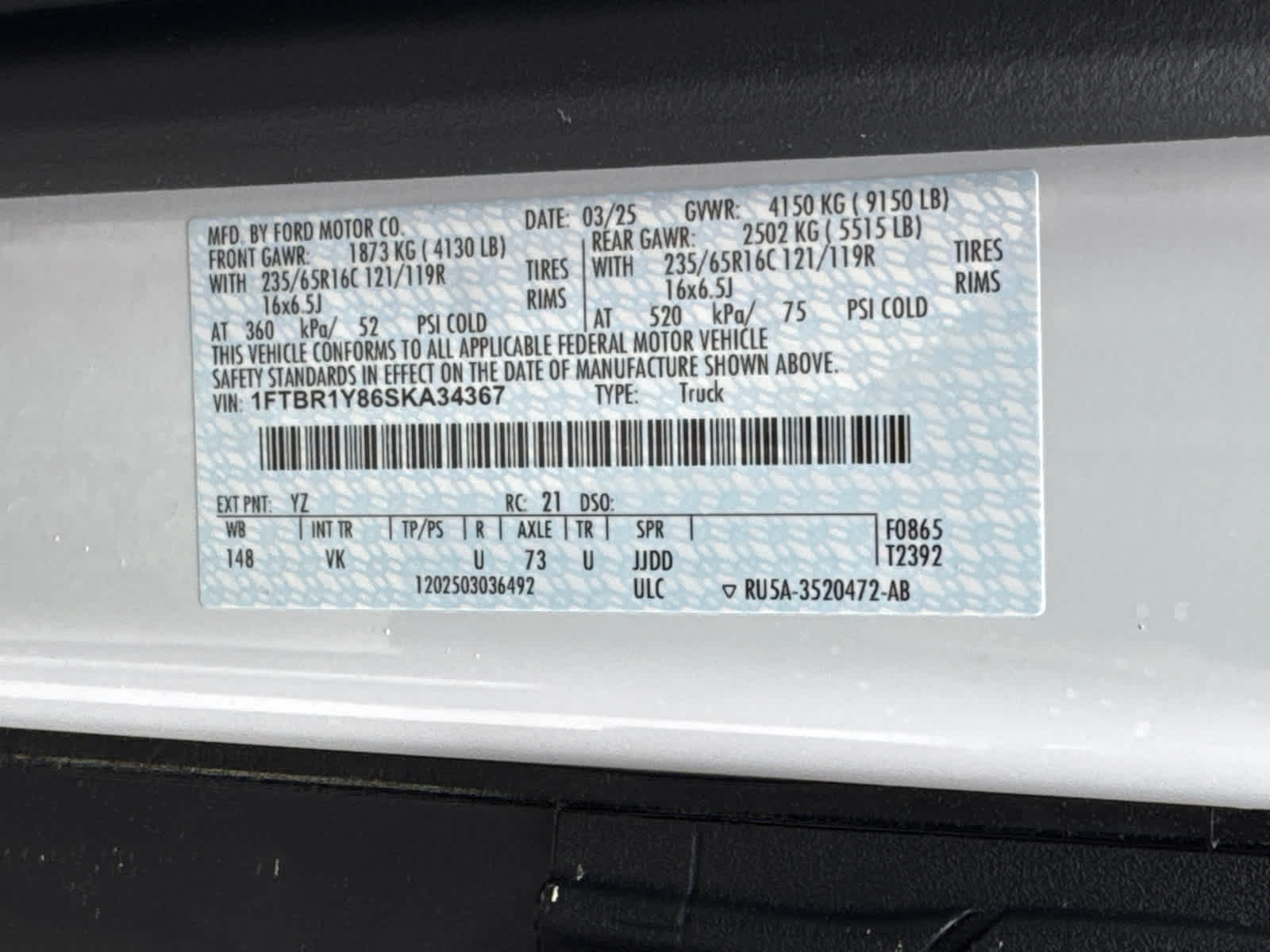 2025 Ford Transit T-250 130" Low Rf 9070 GVWR RWD