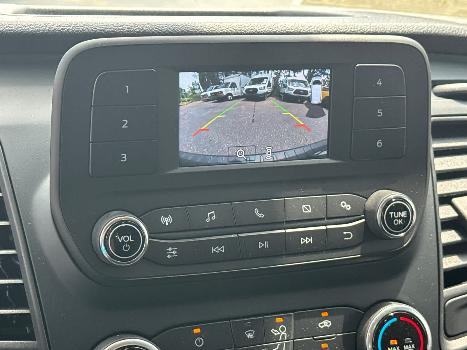 2023 Ford Transit T-250 130" Low Rf 9070 GVWR RWD