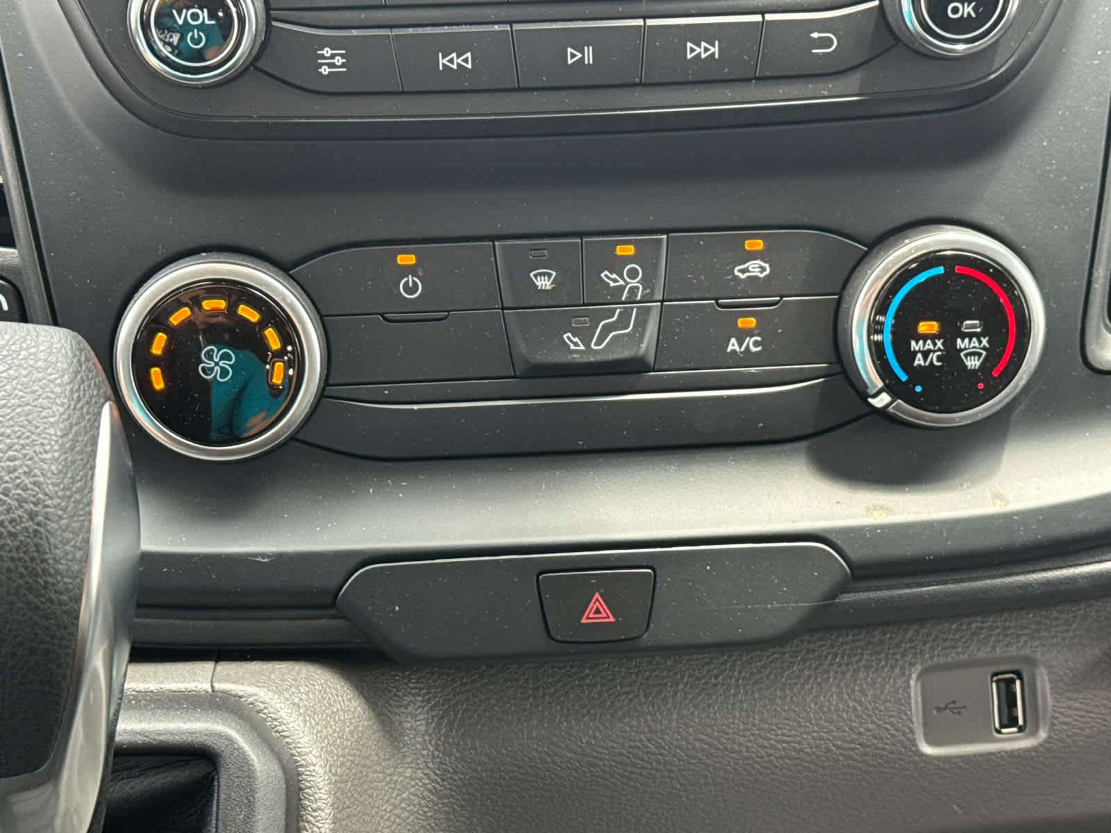 2023 Ford Transit T-250 130" Low Rf 9070 GVWR RWD