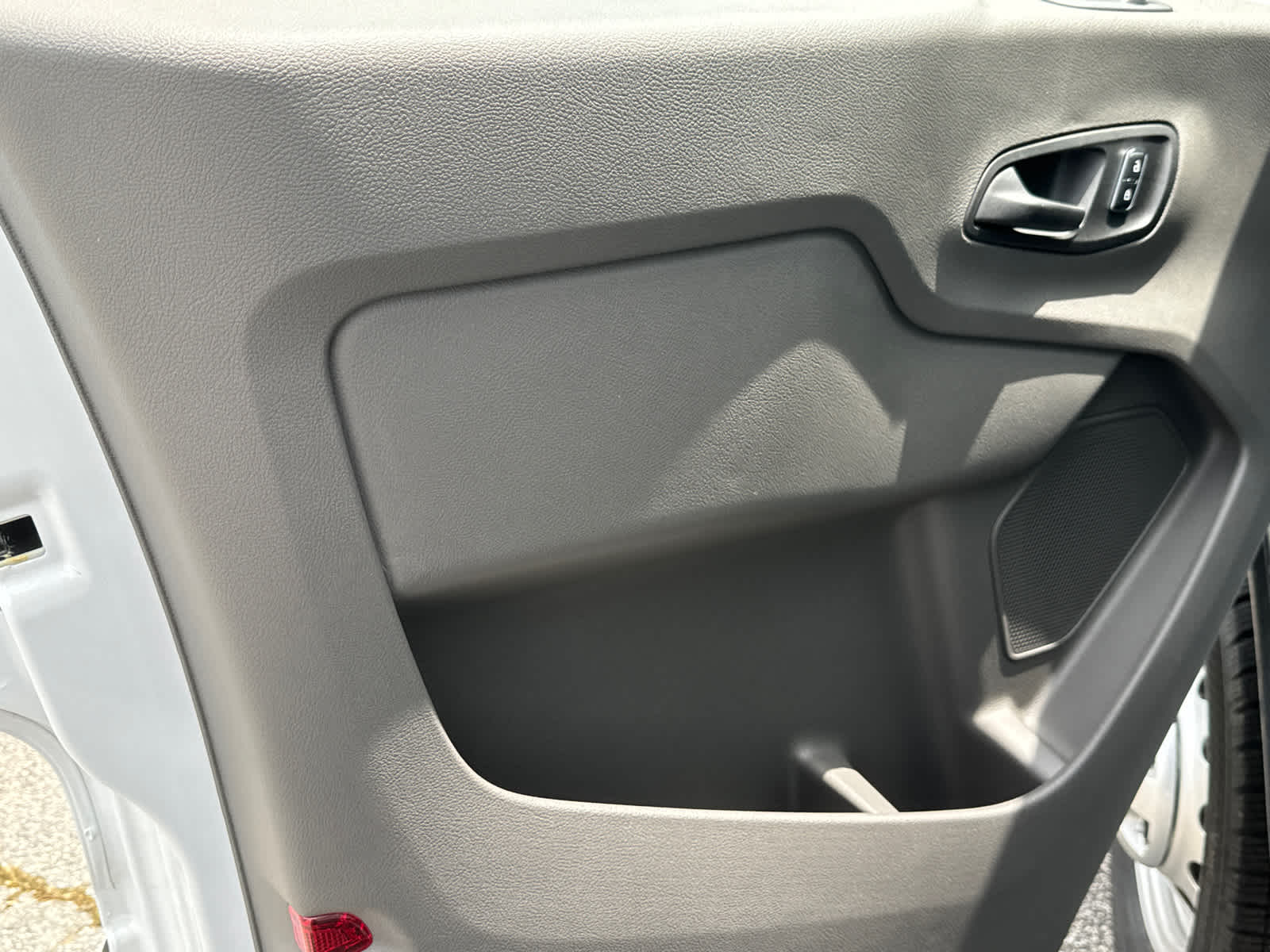 2023 Ford Transit T-250 130" Med Rf 9070 GVWR AWD