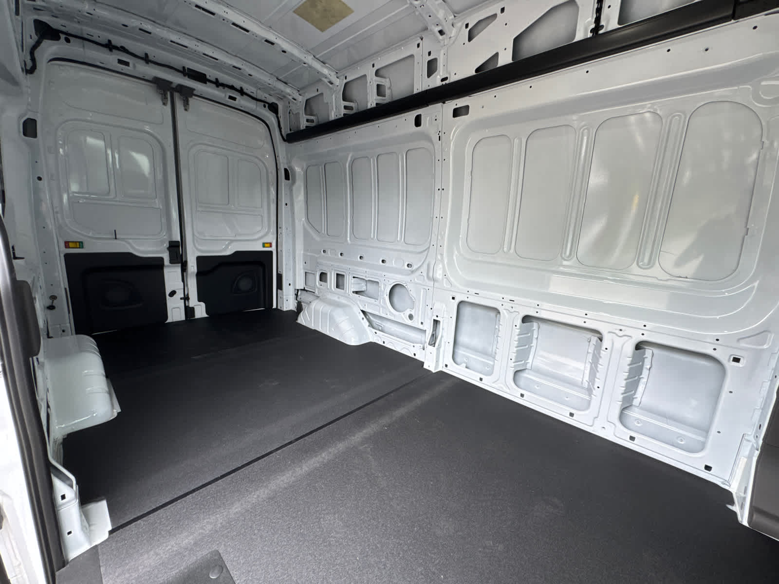 2024 Ford Transit Cargo Van