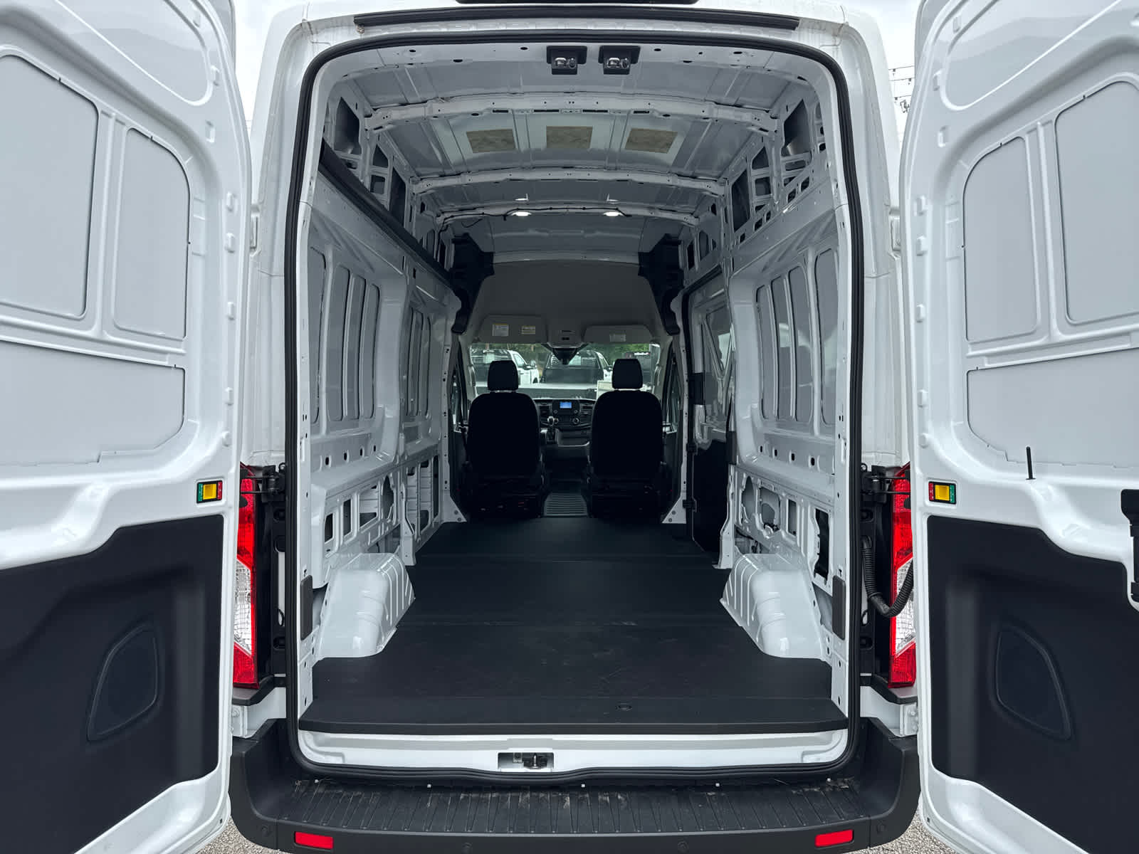 2024 Ford Transit Cargo Van