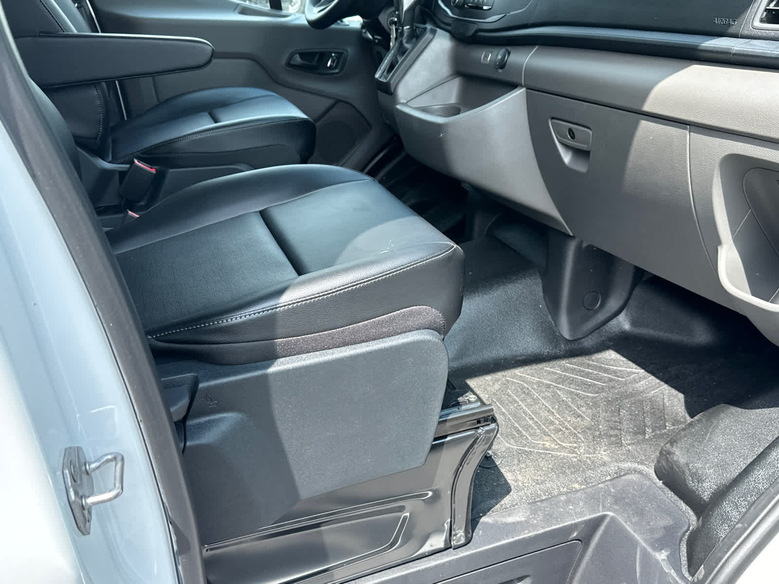 2023 Ford Transit T-350 130" Low Rf 9500 GVWR RWD