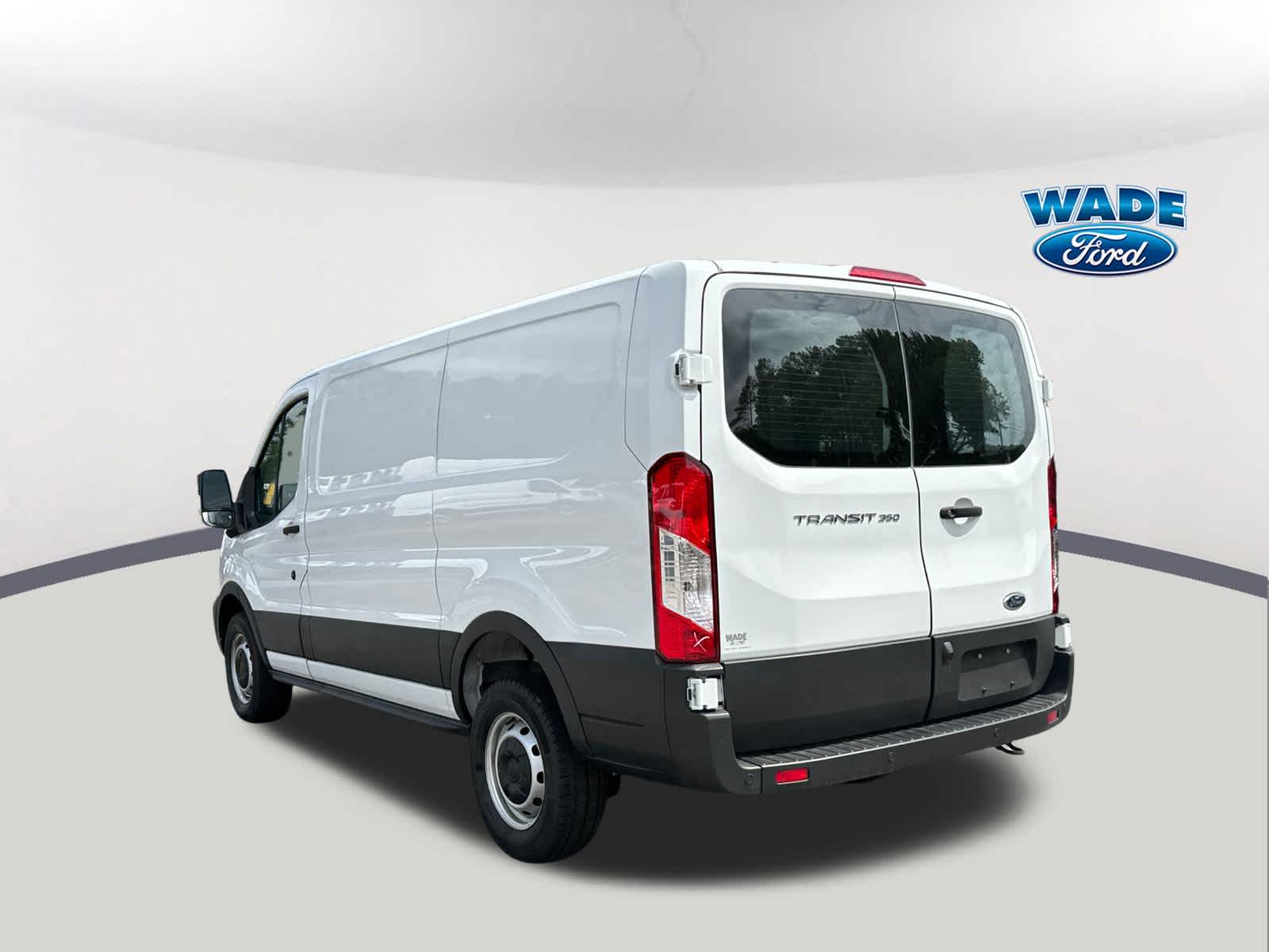 2023 Ford Transit T-350 130" Low Rf 9500 GVWR RWD