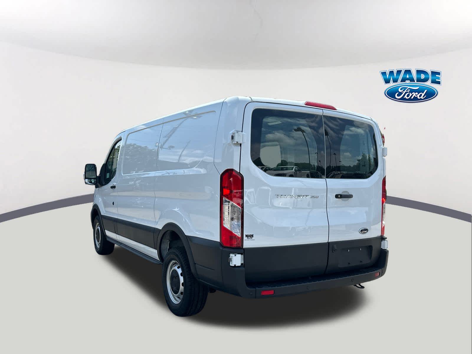 2023 Ford Transit T-350 130" Low Rf 9500 GVWR RWD