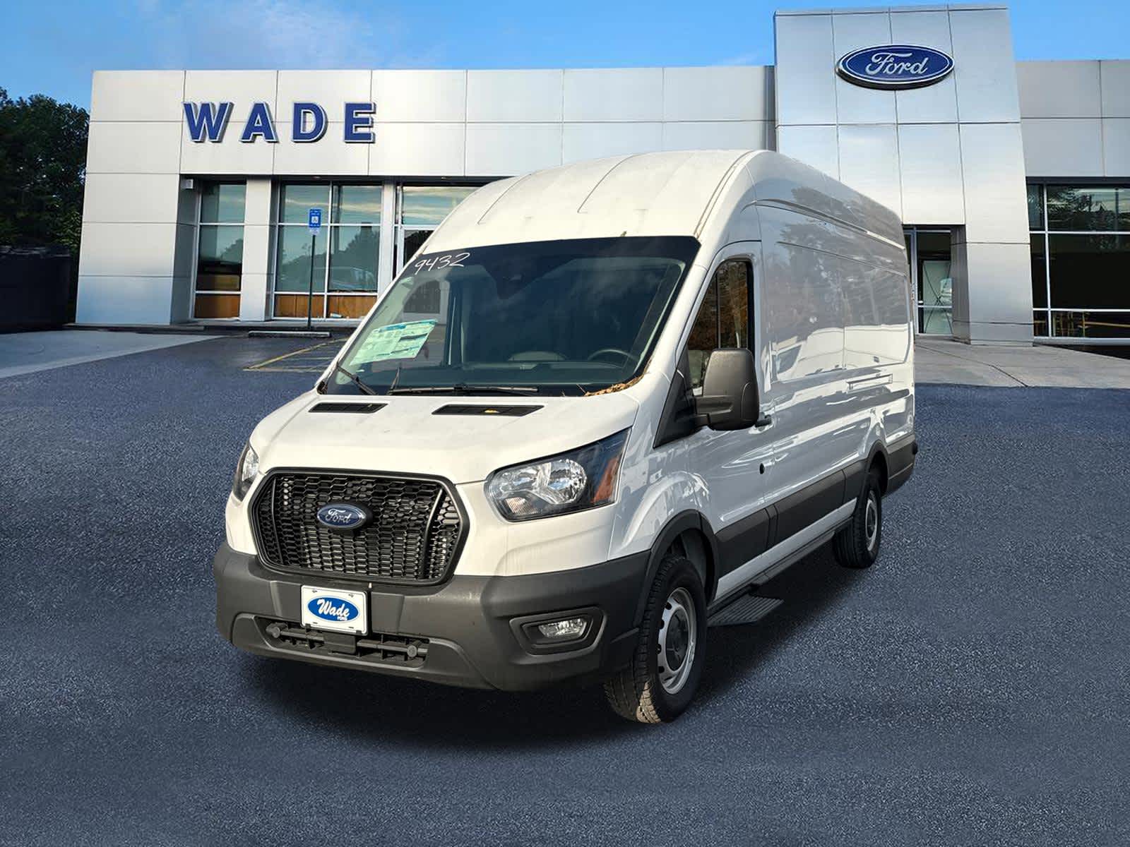 2024 Ford Transit T-350 148" EL Hi Rf 9500 GVWR RWD