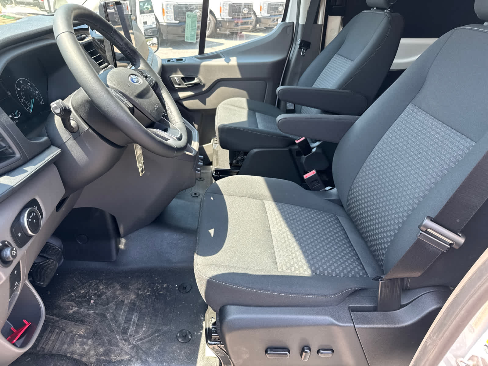 2023 Ford Transit T-350 148" EL Hi Rf 9500 GVWR RWD