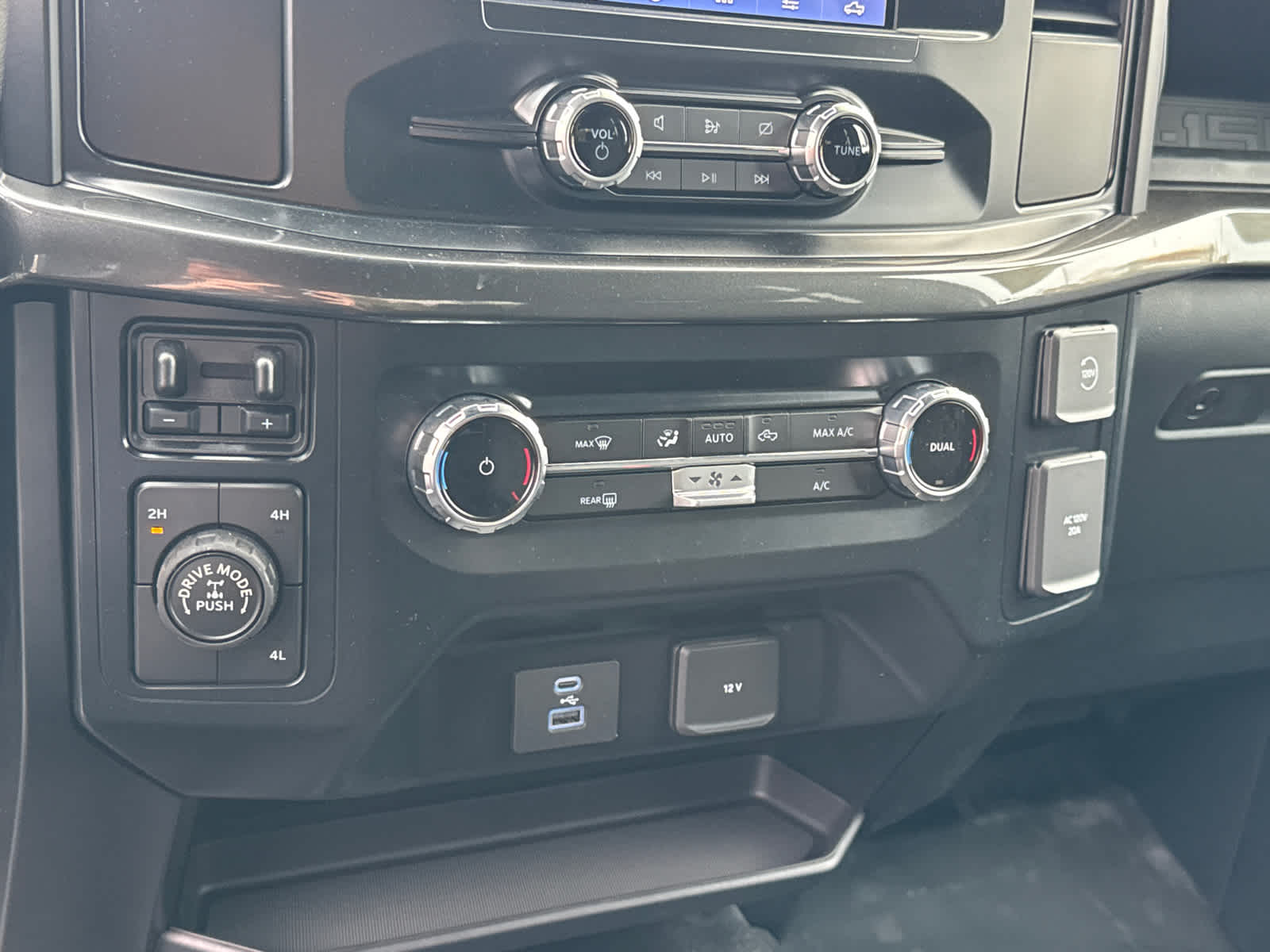 2023 Ford F-150 Special Service Vehicle 4WD SuperCrew 5.5' Box