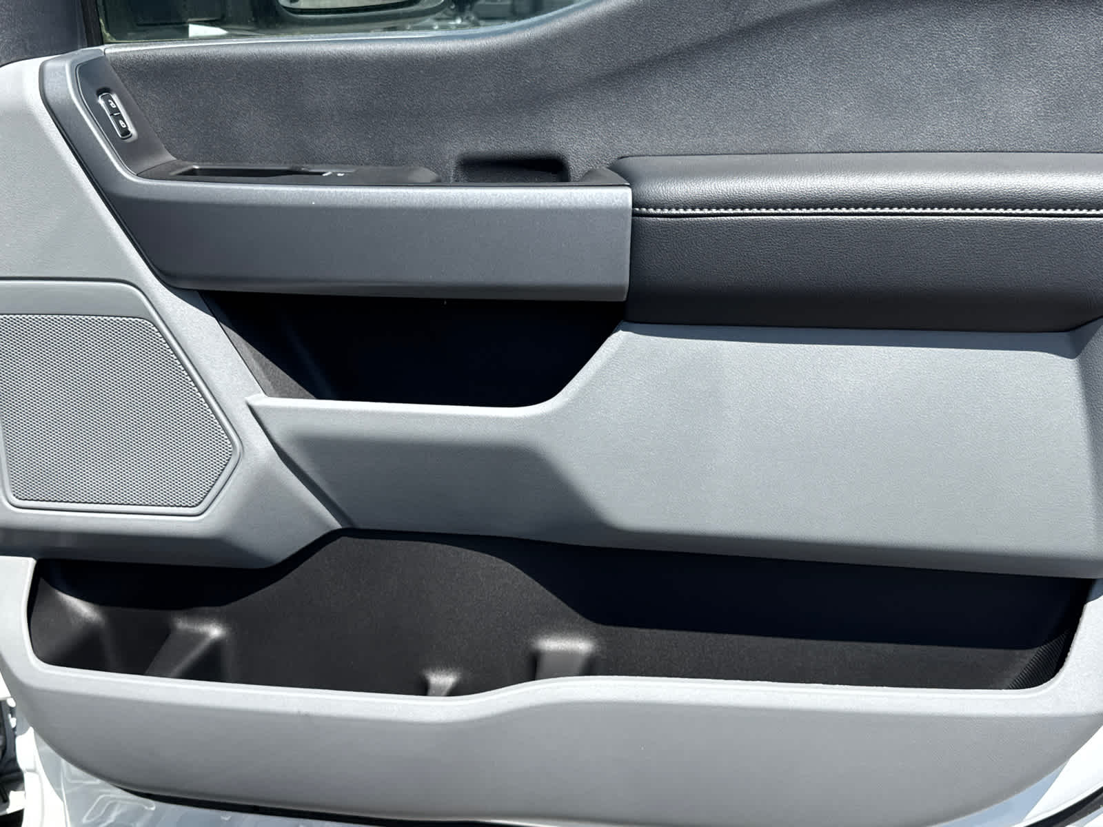 2023 Ford Super Duty F-350 SRW XL