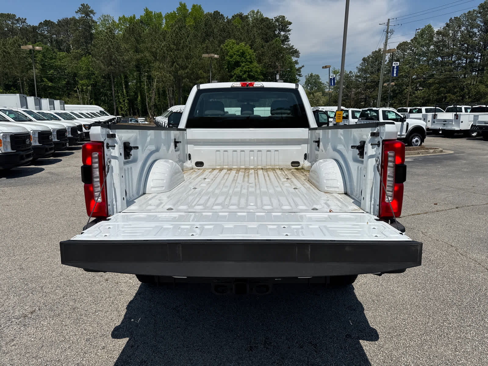 2023 Ford Super Duty F-350 SRW XL