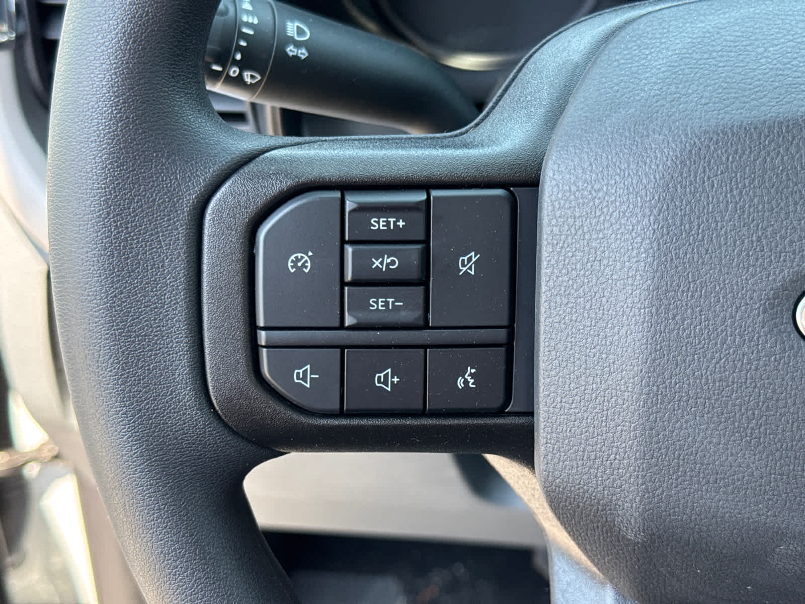 2023 Ford Super Duty F-350 SRW XL