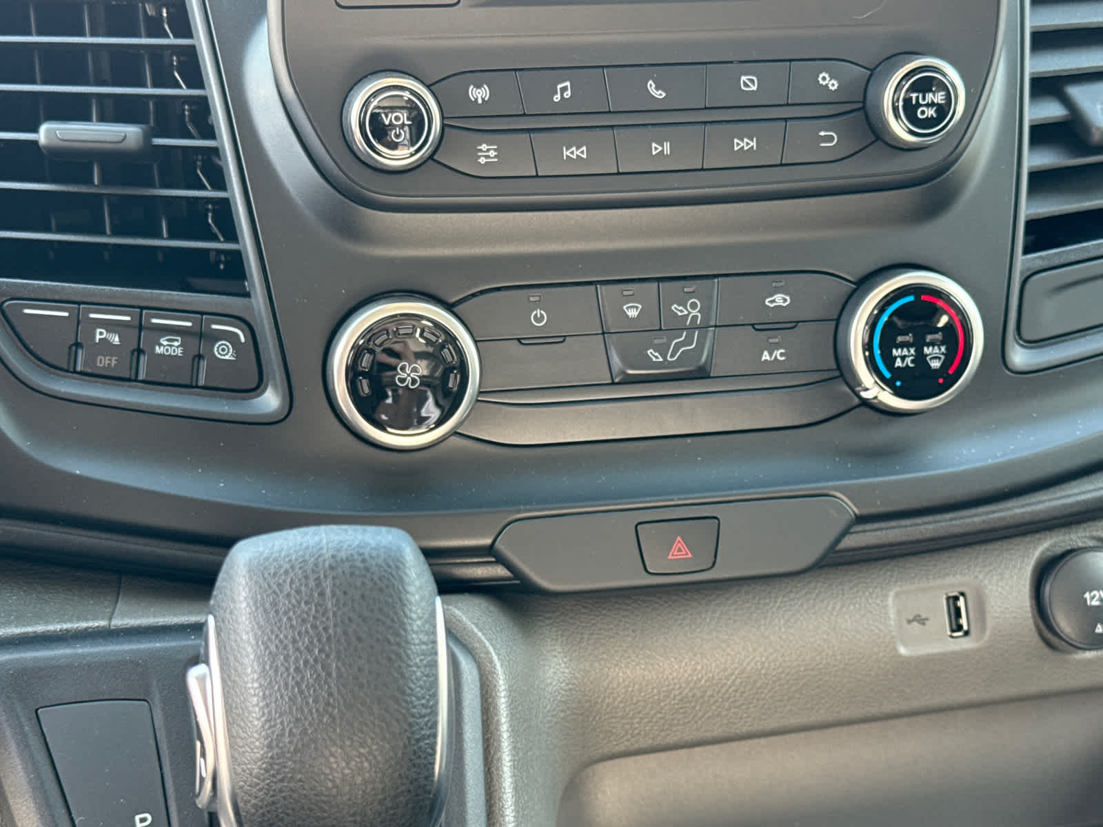 2025 Ford Transit Cargo Van