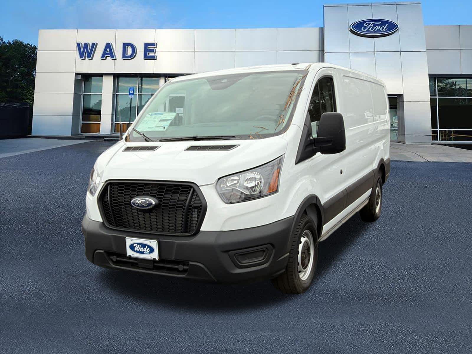 2024 Ford Transit T-150 130" Low Rf 8670 GVWR RWD