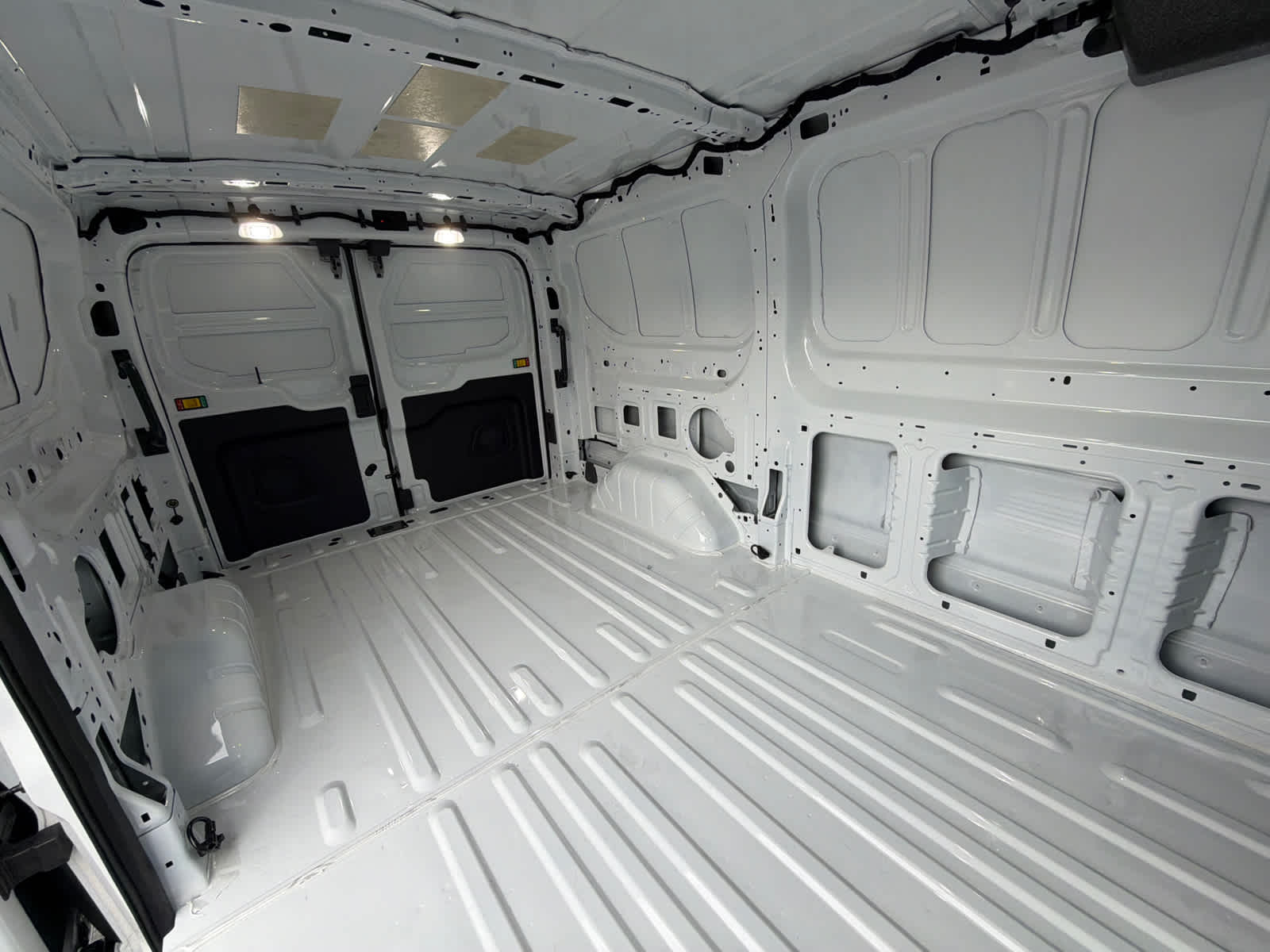 2024 Ford Transit T-150 130" Low Rf 8670 GVWR RWD