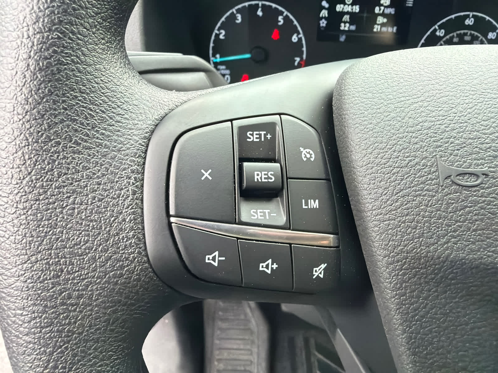 2024 Ford Transit T-150 130" Low Rf 8670 GVWR RWD