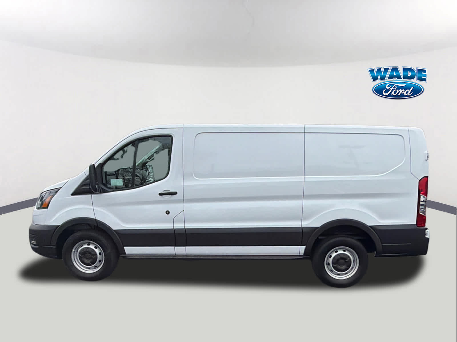 2024 Ford Transit T-150 130" Low Rf 8670 GVWR RWD