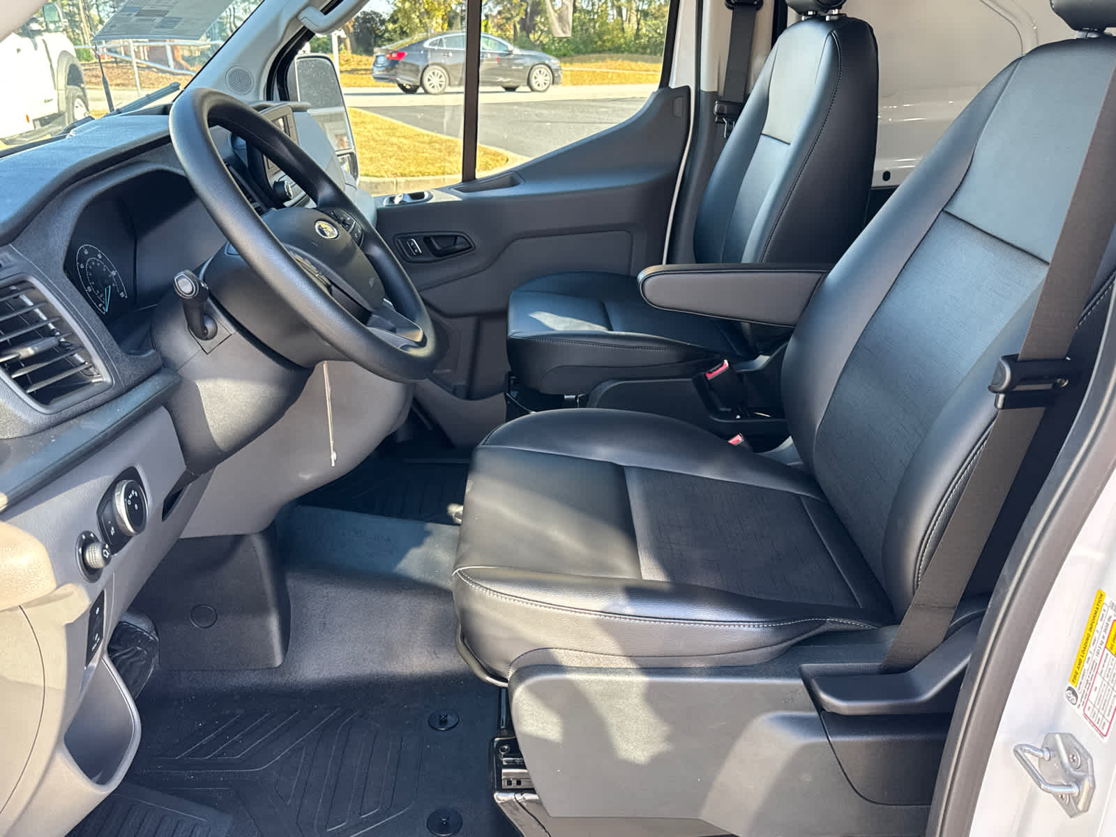 2025 Ford Transit Cargo Van