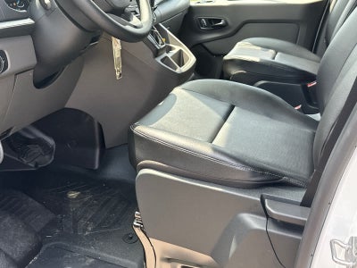 2023 Ford Transit T-150 130" Low Rf 8670 GVWR RWD