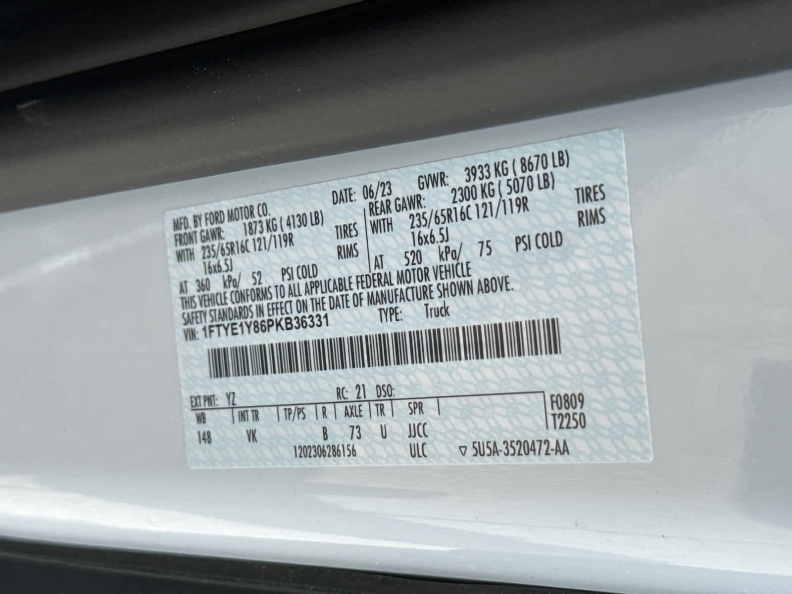 2023 Ford Transit T-150 130" Low Rf 8670 GVWR RWD