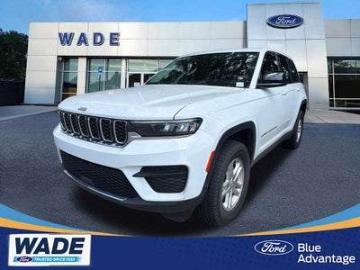 2022 Jeep Grand Cherokee Laredo