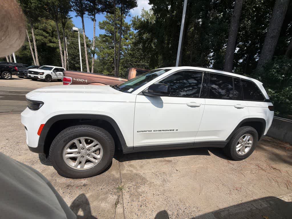 2022 Jeep Grand Cherokee Laredo