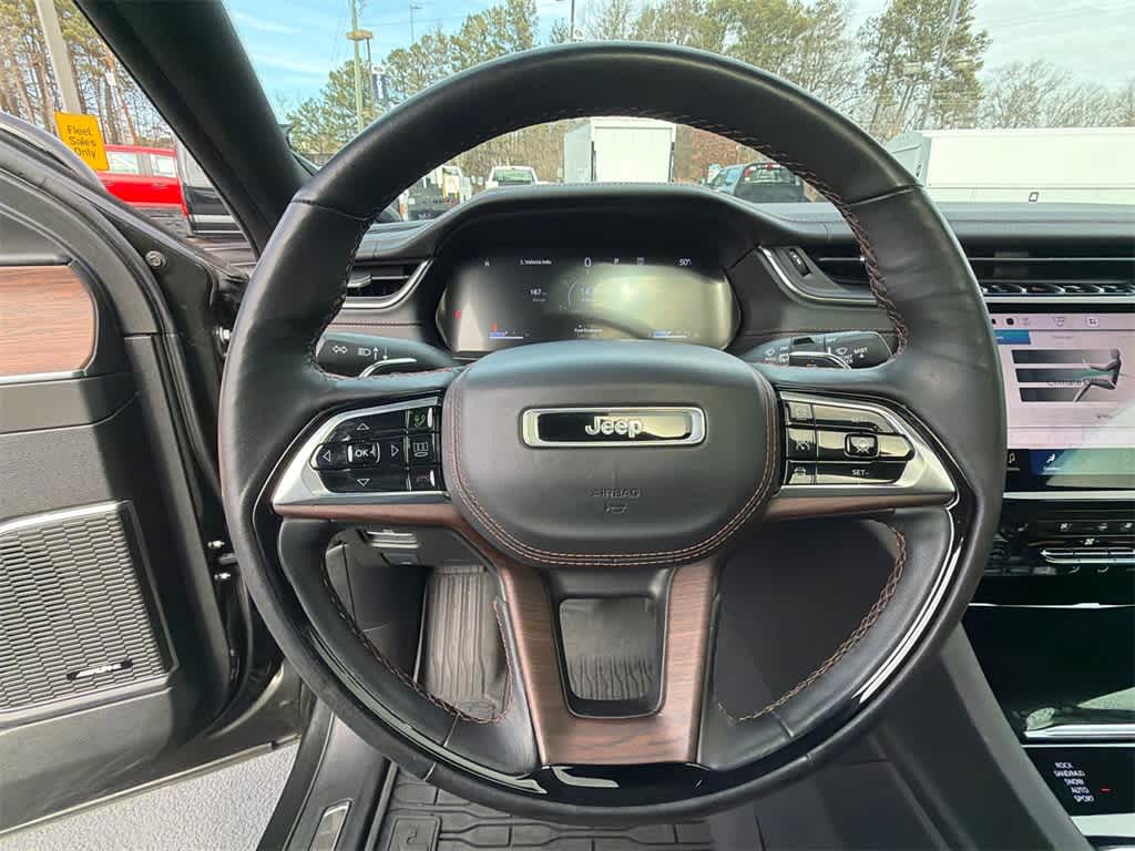 2023 Jeep Grand Cherokee Summit