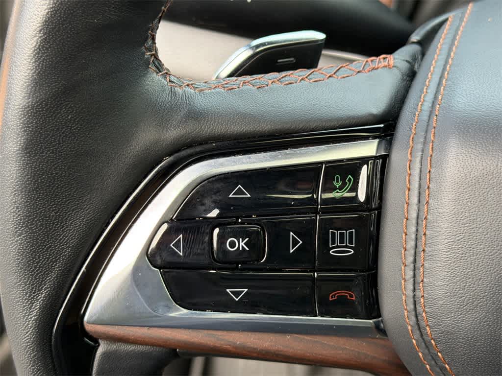 2023 Jeep Grand Cherokee Summit