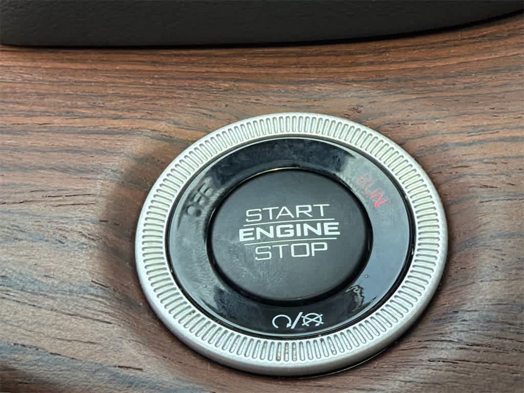 2023 Jeep Grand Cherokee Summit