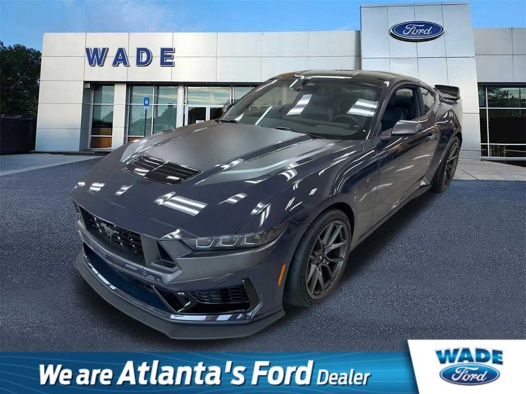 2025 Ford Mustang Dark Horse