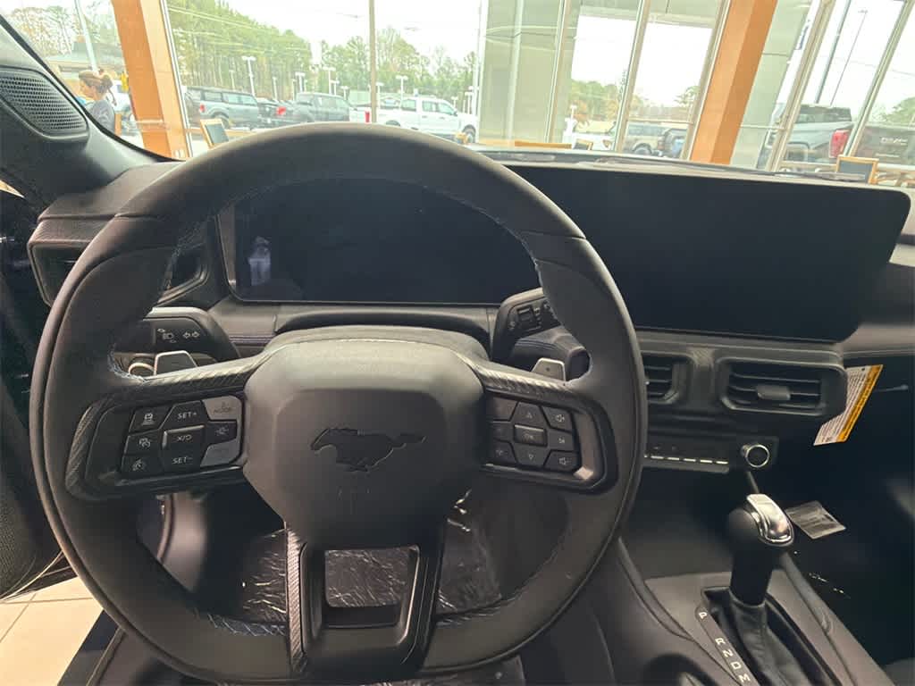 2025 Ford Mustang Dark Horse