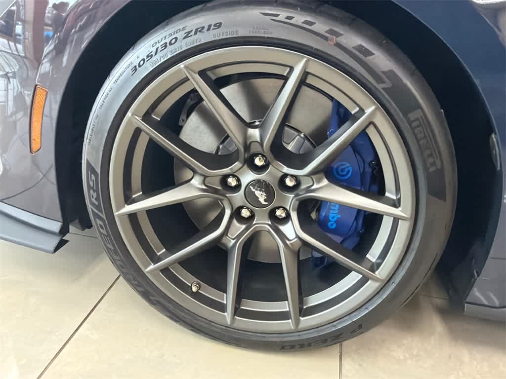 2025 Ford Mustang Dark Horse