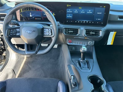 2025 Ford Mustang Dark Horse