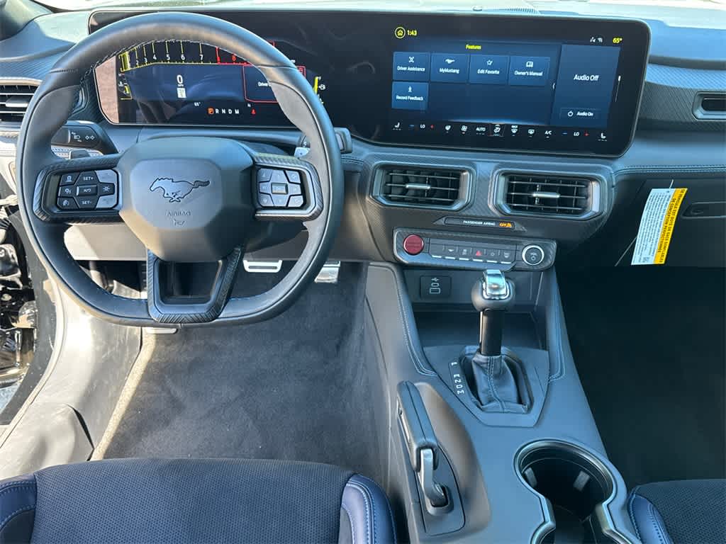 2025 Ford Mustang Dark Horse